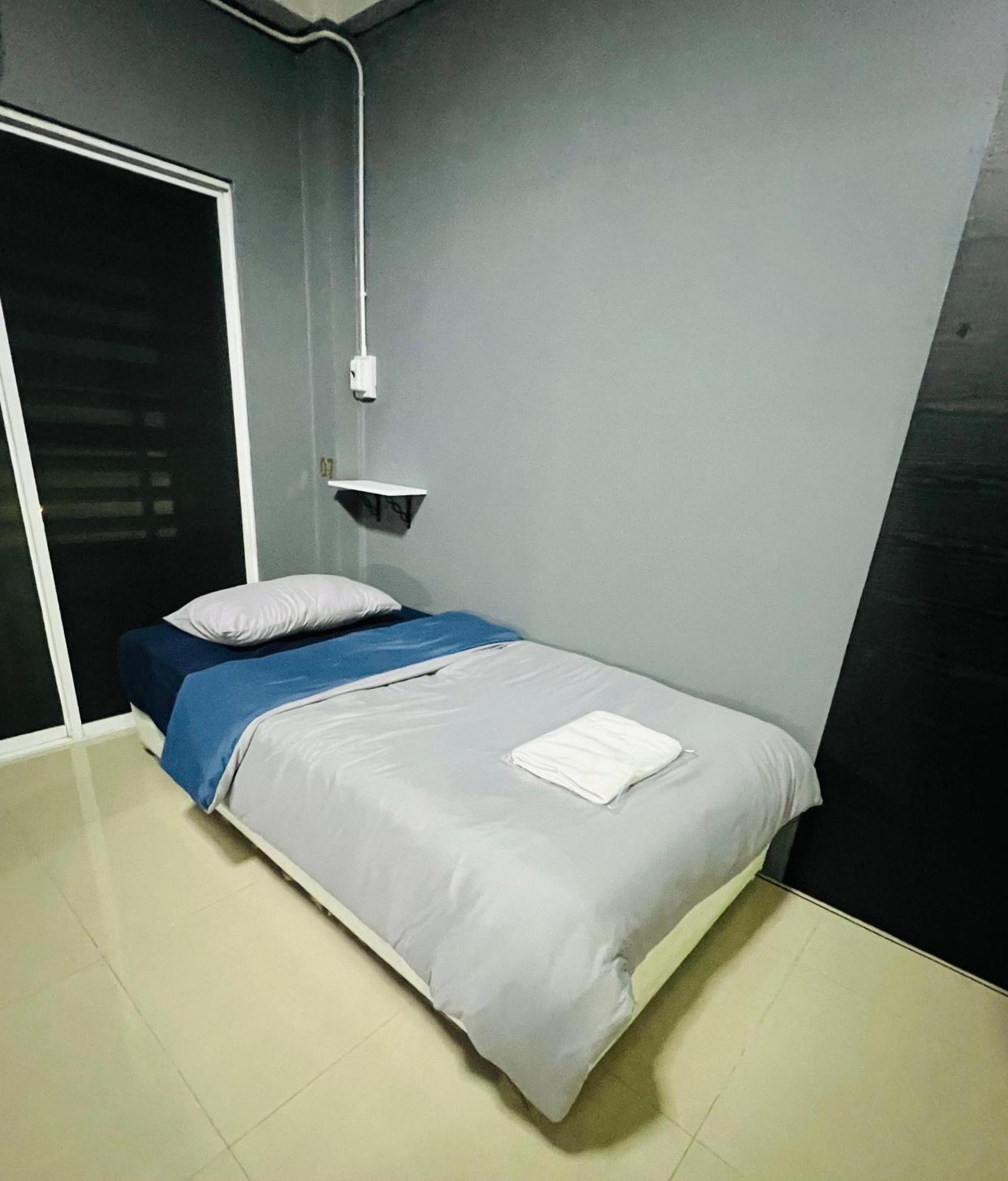 Future Hostel Pattaya Nong Prue Esterno foto
