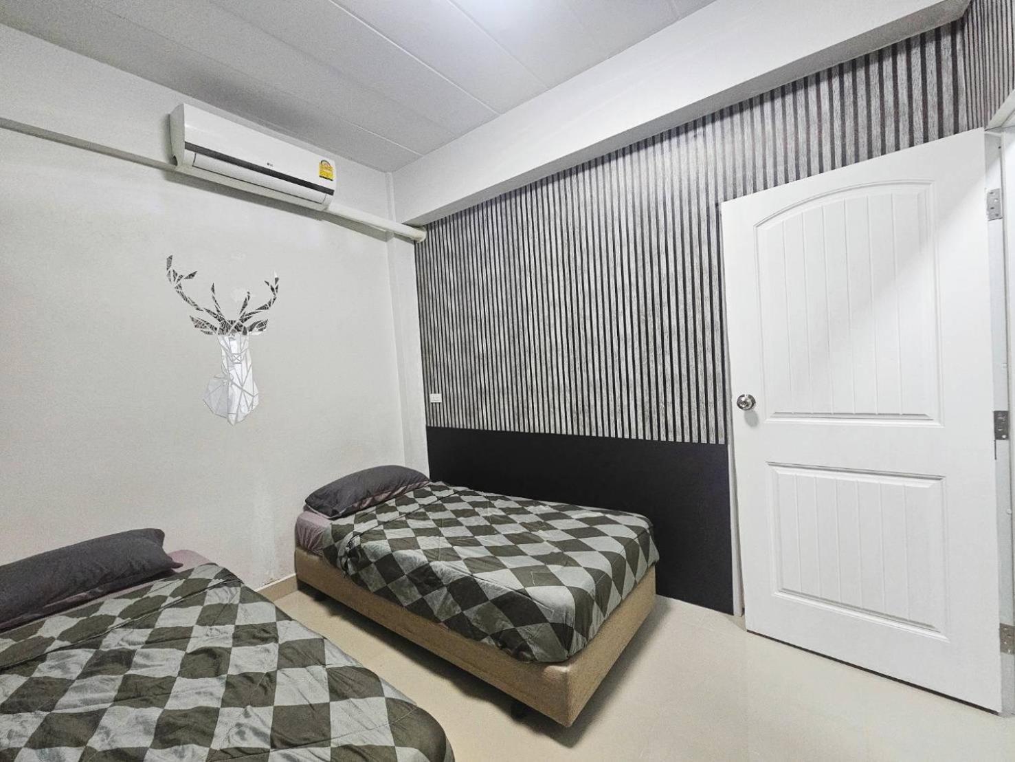 Future Hostel Pattaya Nong Prue Esterno foto